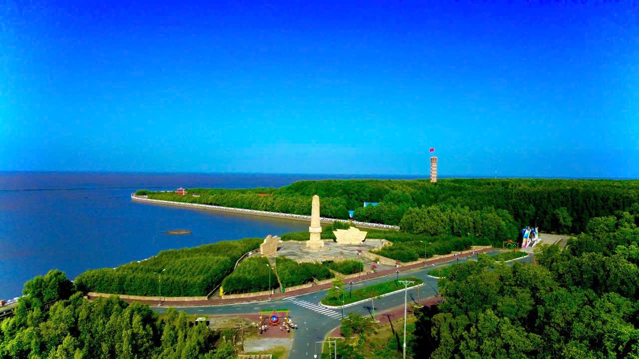 Thuê xe đi Cà Mau từ TP.HCM: Giá rẻ, Xe đời mới & Tài xế chuyên nghiệp